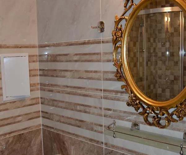 Apartment Sweet Homes